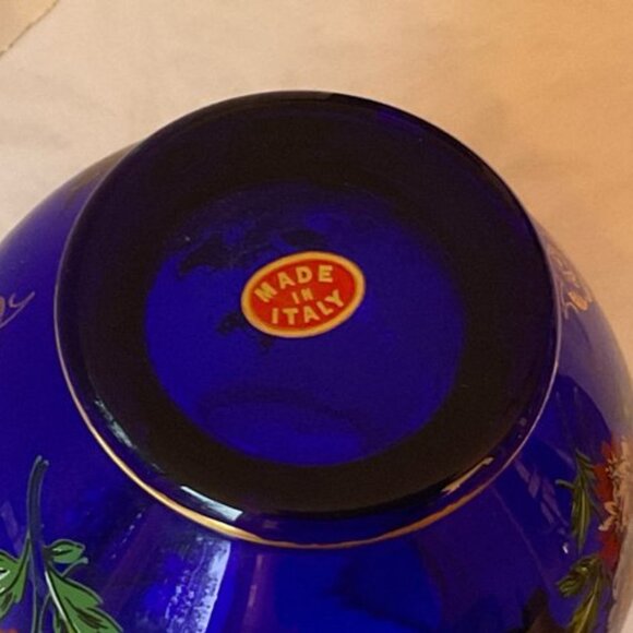 Exquisite vintage Cobalt Blue Vase with intricate beaded design - Picture 6 of 7